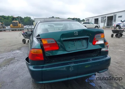 1999 Honda Civic Value Package z USA, uszkodzony, nr VIN 2HGEJ6614XH511921